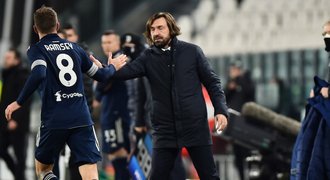 Juventus porazil Sassuolo, Barák při výhře asistoval. Inter - AS Řím 2:2