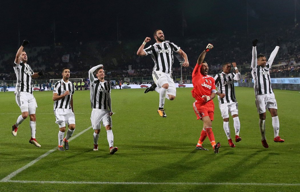 Juventus vyhrál na půdě Fiorentiny 2:0 a vrací se do čela Serie A!