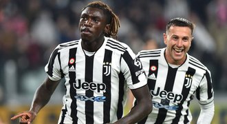 Juventus porazil AS Řím a má čtvrtou výhru v řadě, Neapol dál stoprocentní