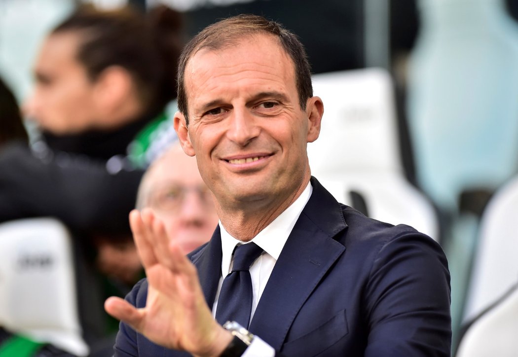 Massimiliano Allegri byl před zápasem ve velmi dobré náladě