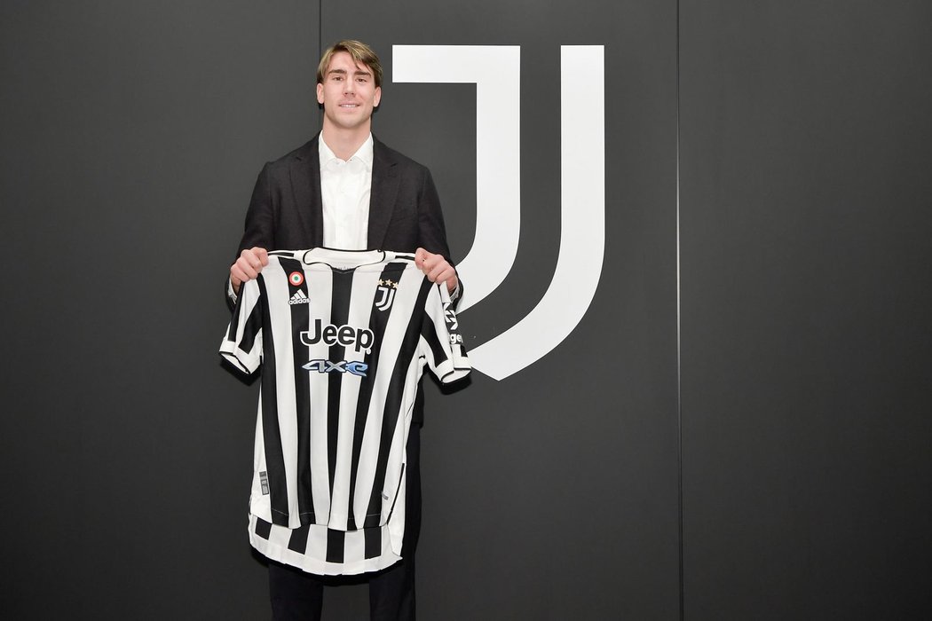 Dušan Vlahovič přestoupil do Juventusu