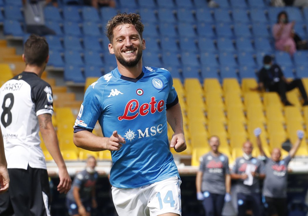 Dries Mertens přispěl gólem k výhře Neapole v Parmě