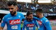 Dries Mertens slaví třetí gól Neapole do sítě Bologny