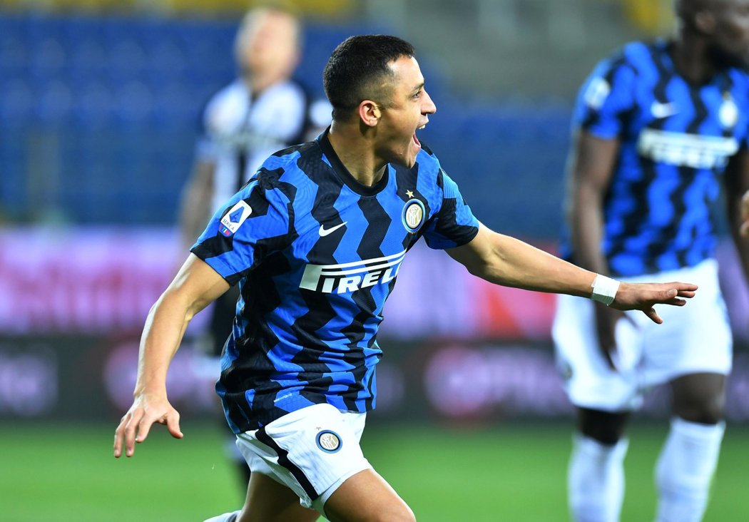 Dvěma góly rozhodl Alexis Sánchez o výhře Interu na hřišti Parmy