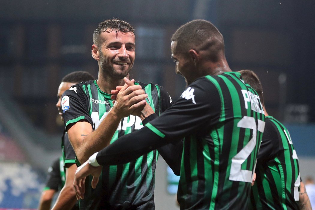 Sassuolo válí, dotáhlo se na 2 body od Juventusu