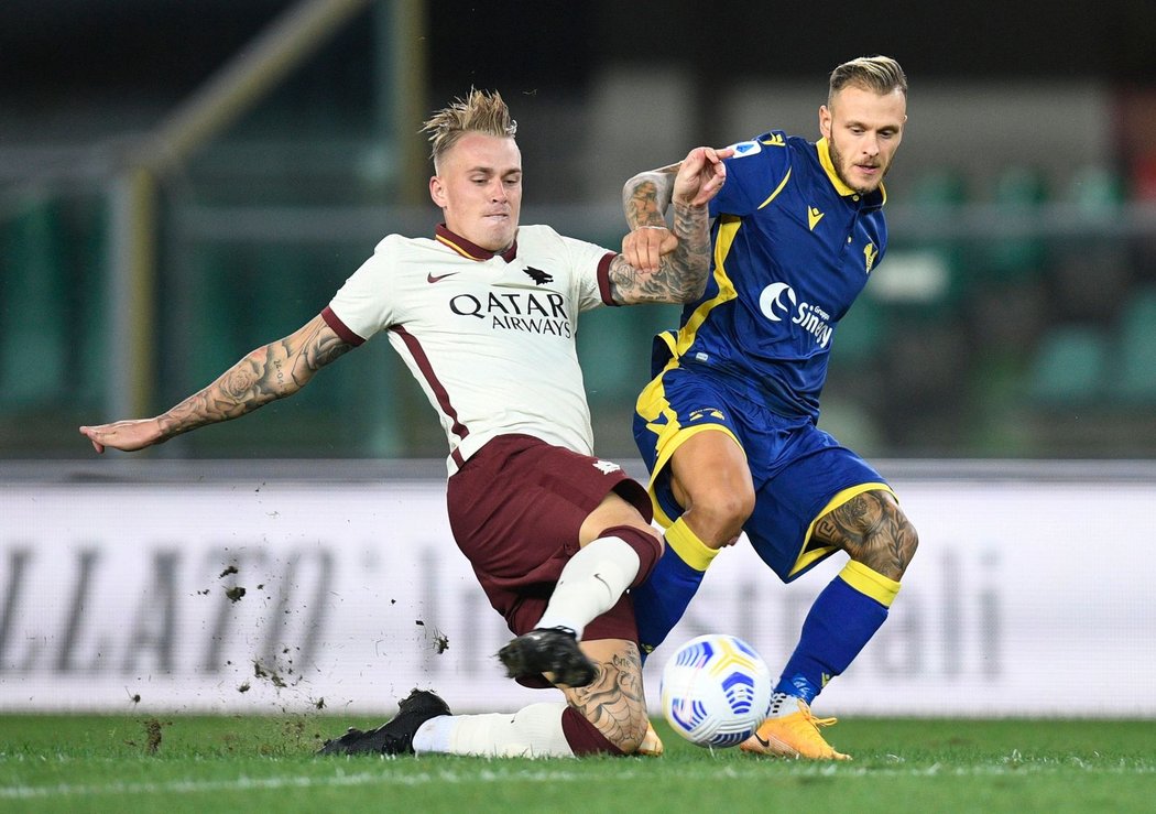 Fotbalisté AS Řím prohráli zápas prvního kola italské ligy s Hellasem Verona kontumačně 0:3