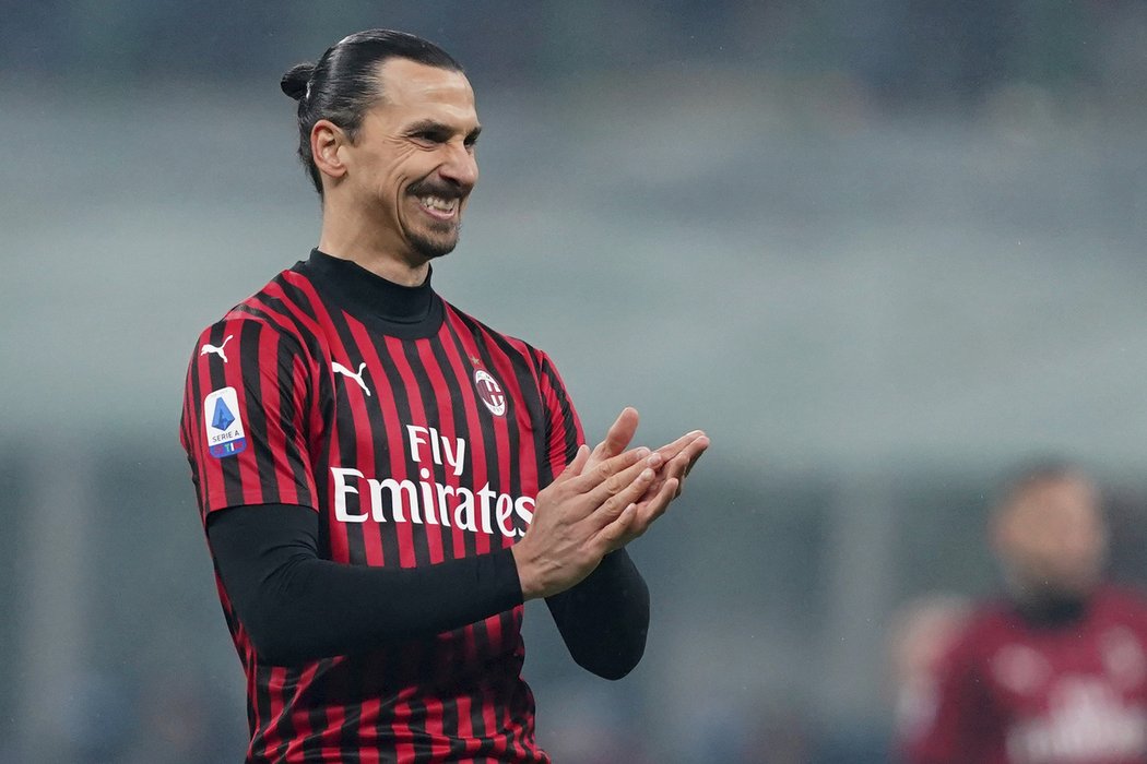 Zlatan Ibrahimovic opět nastoupil v milánském derby