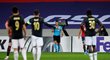 Slovenský sudí Ivan Kružliak při zápase Lille - Ajax