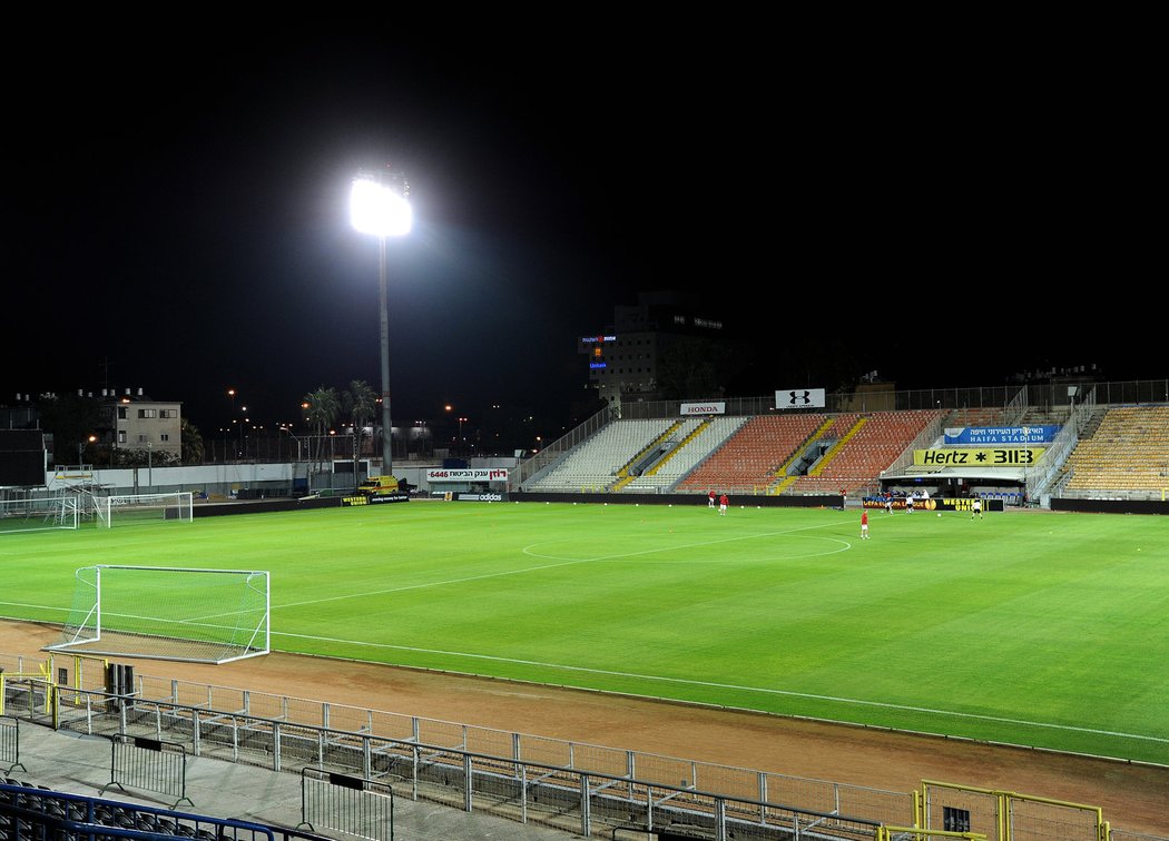 Stadion v Haifě, dějiště duelu Evropské ligy mezi Šmonou a Spartou