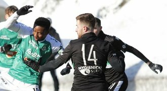 Zachraňte Bennyho! Restart posily brzdí víza, Jablonec řeší dva útočníky