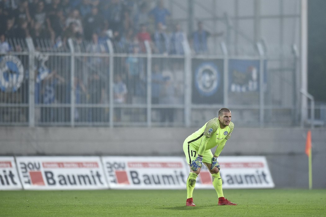 Zklamaný brankář Slovanu Liberec Václav Hladký