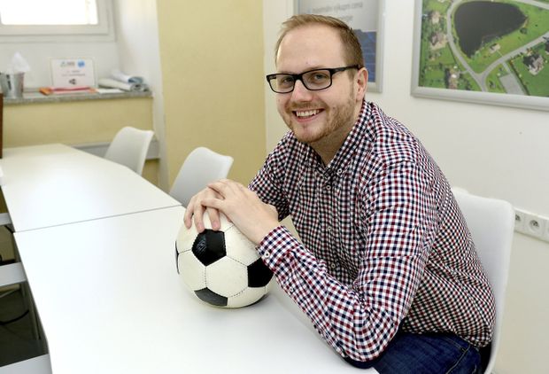 Datový skaut Jakub Dobiáš, který pro Slavii našel například Michaela Ngadeua Datový skaut Jakub Dobiáš, který pro Slavii našel například Michaela Ngadeua