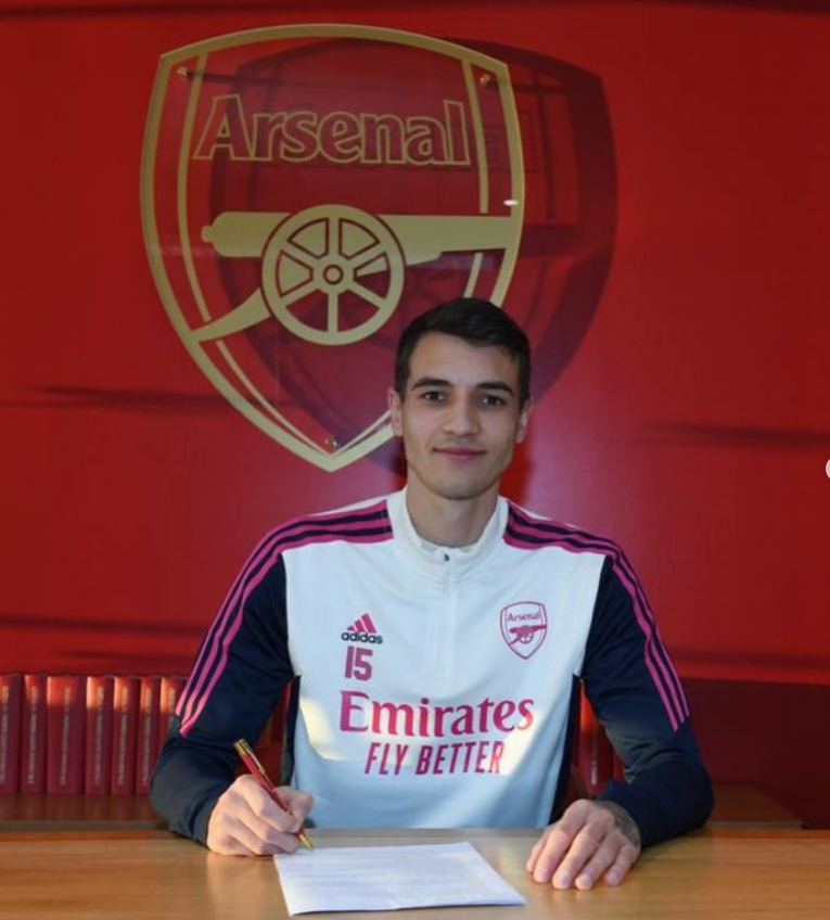 Jakub Kiwior je novou posilou do obrany Arsenalu