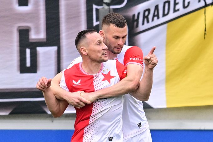 Slavia si dobrovolně podráží nohy. Nulová tolerance na excesy je nutnost Slavia si dobrovolně podráží nohy. Nulová tolerance na excesy je nutnost