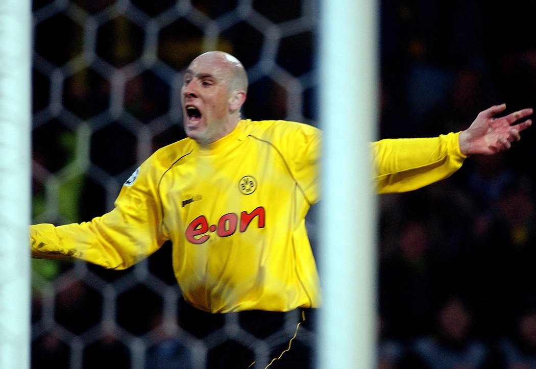 2003. Dortmund v Champions League a Jan Koller pálí i proti Realu