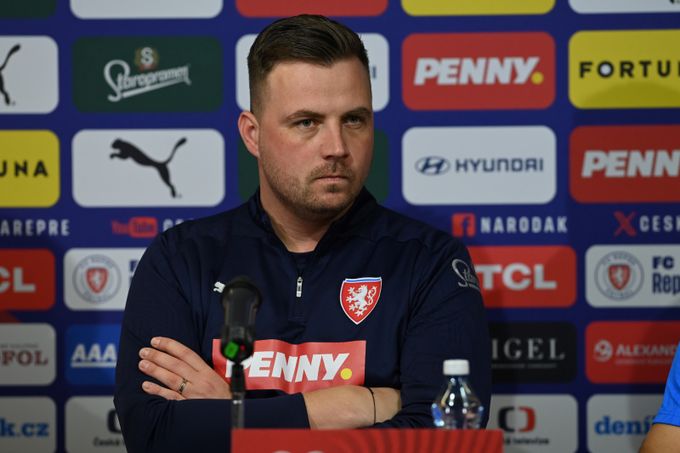 Köstl před Gibraltarem: Řešili jsme Vašulína i Eduarda. Proč vybral Chytila? Köstl před Gibraltarem: Řešili jsme Vašulína i Eduarda. Proč vybral Chytila?