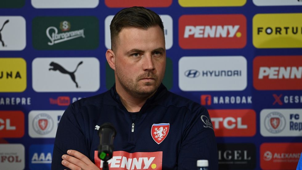 Trenér reprezentace Jaroslav Köstl vyhlíží zápas s Gibraltarem