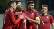 Čeští reprezentanti oslavují jednu z tref v zápase se San Marinem
