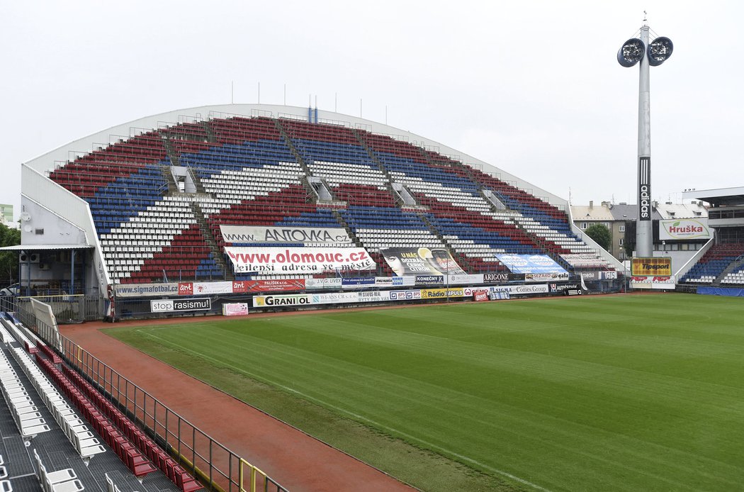 Stadion v Olomouci už je nachystaný na EURO jednadvacítek