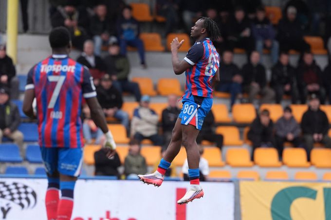 MOL Cup ONLINE: Jihlava - Plzeň 1:4. Boleslav vede nad Bohemians, Hradec zvládl prodloužení MOL Cup ONLINE: Jihlava - Plzeň 1:4. Boleslav vede nad Bohemians, Hradec zvládl prodloužení