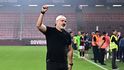 Jindřich Trpišovský se raduje z výhry v derby