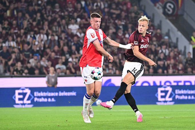 Nejdůležitější výsledek derby: fotbal může bavit. Týmy našly správnou hranici Nejdůležitější výsledek derby: fotbal může bavit. Týmy našly správnou hranici