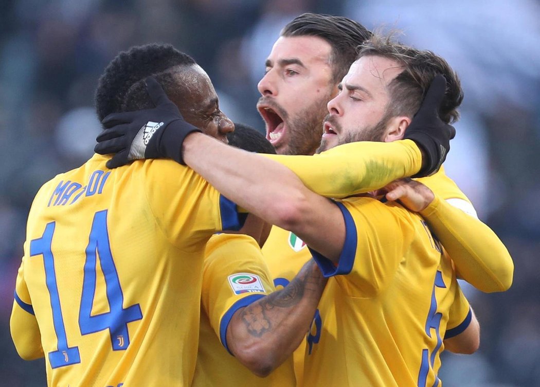 Juventus jasně kraloval na hřišti Boloni