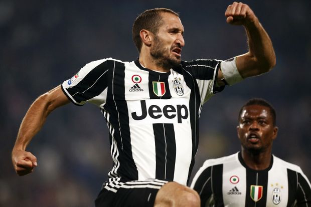 Giorgio Chiellini v dresu Juventusu Giorgio Chiellini v dresu Juventusu