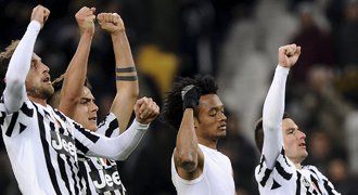 Mistrovský Juventus po třinácté vyhrál, ale v čele je stále Neapol