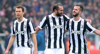 Barák s Janktem porážce nezabránili, Juventus vyhrál derby