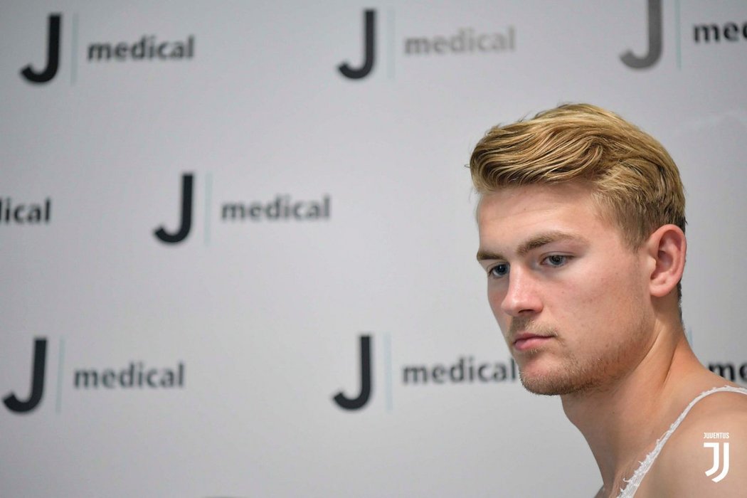 Matthijs de Ligt na zdravotní prohlídce v Juve