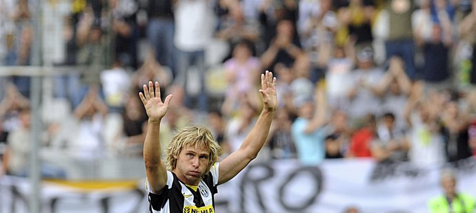 Pavel Nedvěd se loučí s fanoušky Juventusu při svém posledním zápase