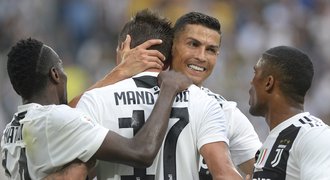 Juventus porazil Lazio, Ronaldo na gól čeká. AS Řím s Schickem jen remizovalo