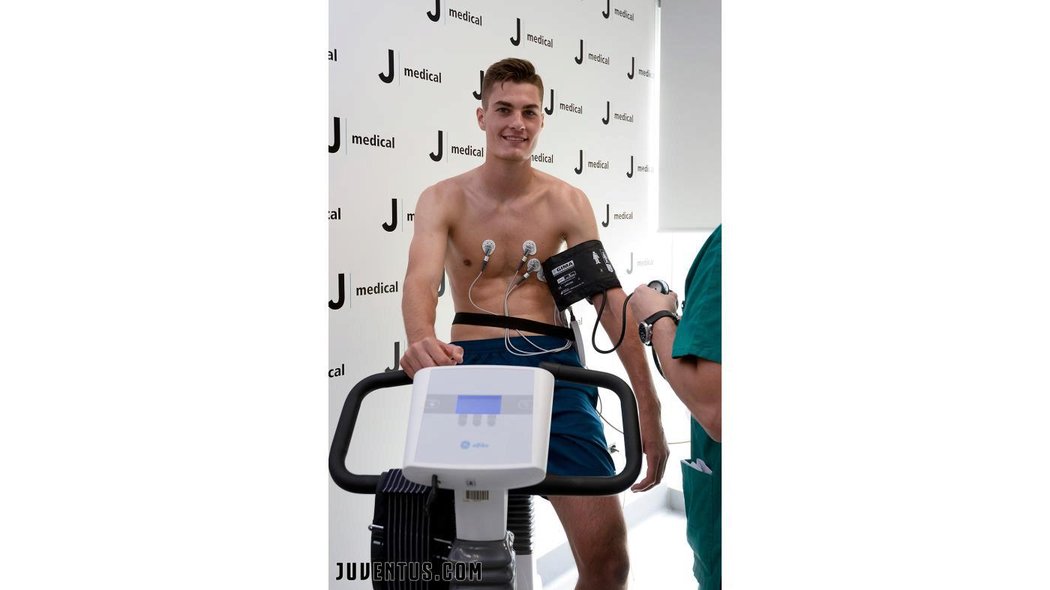 Patrik Schick na zdravotní prohlídce v Juventusu