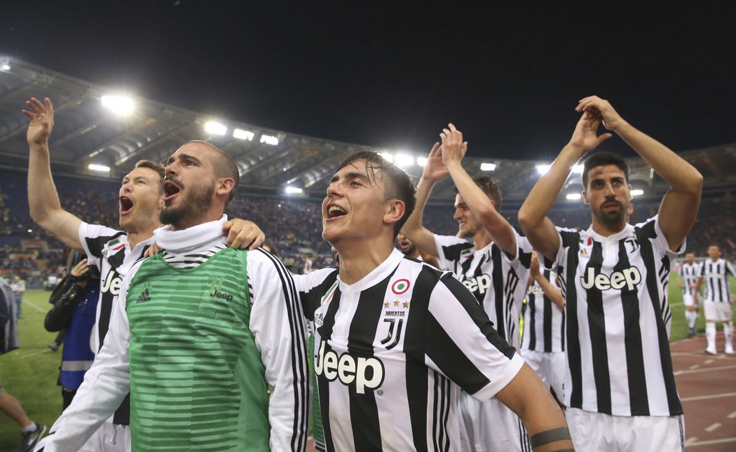 Juventus získal potřebný bod a může slavit titul