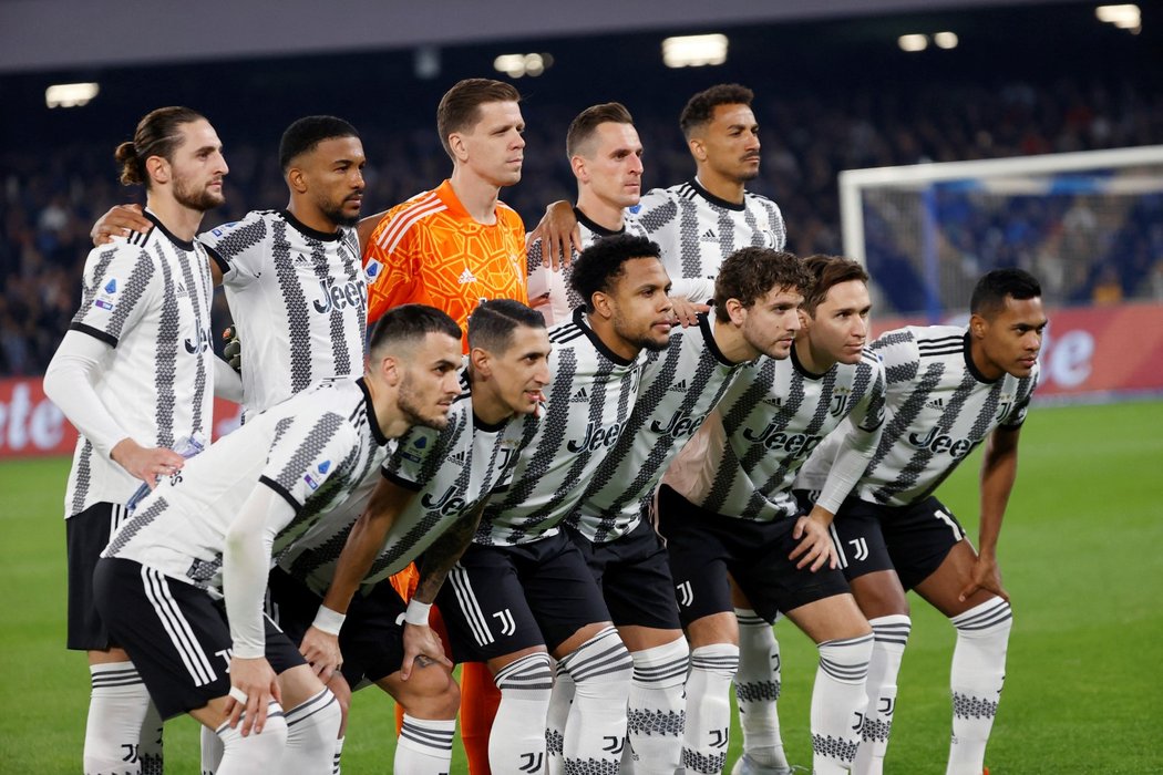 Fotbalisté Juventusu se v těžkých časech semkli
