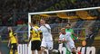 Český obránce Pavel Kadeřábek se raduje z branky proti Dortmundu