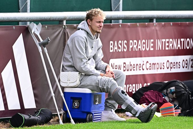 Sparta - Jihlava 5:3. Přestřelka na Strahově, dva góly Brunese i Juráska. Zraněný Karabec se díval Sparta - Jihlava 5:3. Přestřelka na Strahově, dva góly Brunese i Juráska. Zraněný Karabec se díval