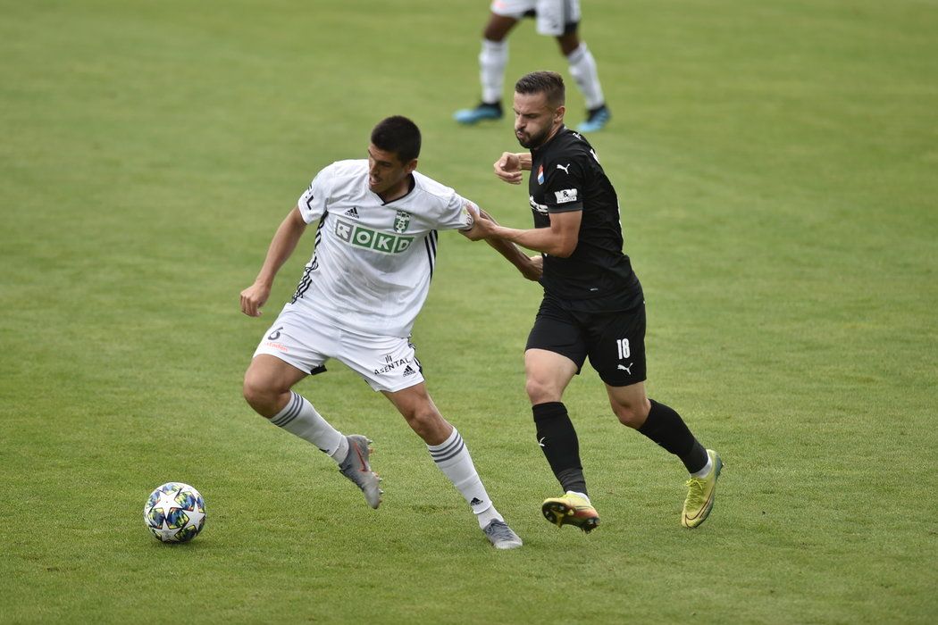 Slezsko-moravské derby Karviné s Baníkem