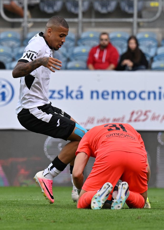 Kahuan Vinicius v prvním kole Chance Národní Ligy. Kahuan Vinicius v prvním kole Chance Národní Ligy.