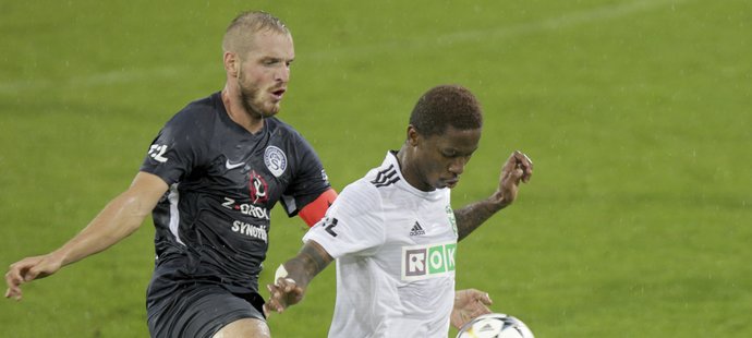 Adriel D´Avila Ba Loua debutoval v dresu Karviné a hned dal gól