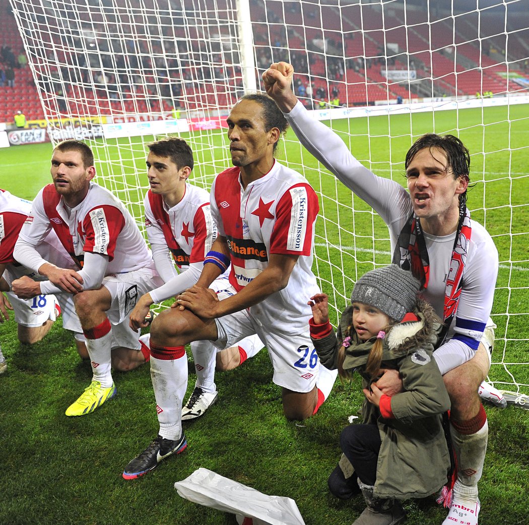 Karol Kisel se loučí s fanoušky po výhře Slavie nad Libercem, která byla zároveň jeho posledním zápasem coby hráče Slavie