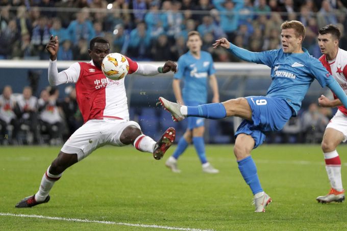 Kata Slavie kvůli napadení úředníků zatkli, hrozí mu sedm let vězení Kata Slavie kvůli napadení úředníků zatkli, hrozí mu sedm let vězení