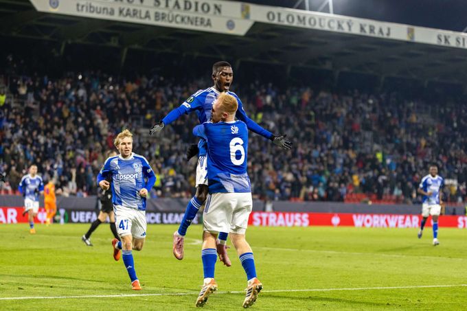 ONLINE: Olomouc - Celje 2:1. Sigma blízko druhé výhry. Ghali dal dva góly, ale zranil se ONLINE: Olomouc - Celje 2:1. Sigma blízko druhé výhry. Ghali dal dva góly, ale zranil se