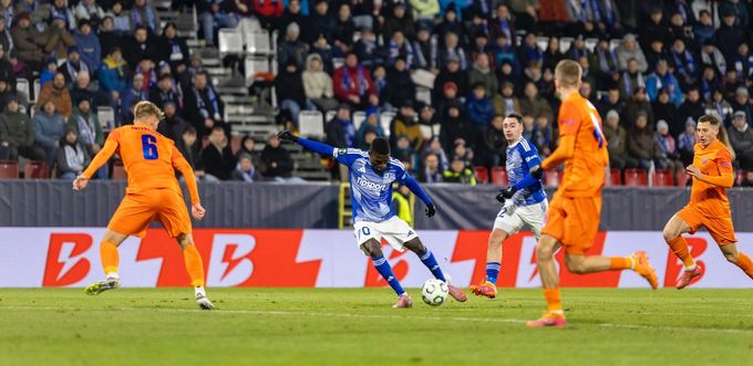 ONLINE: Olomouc - Celje 2:1. Ghali využil pádu soupeře! Druhým gólem vrací vedení ONLINE: Olomouc - Celje 2:1. Ghali využil pádu soupeře! Druhým gólem vrací vedení