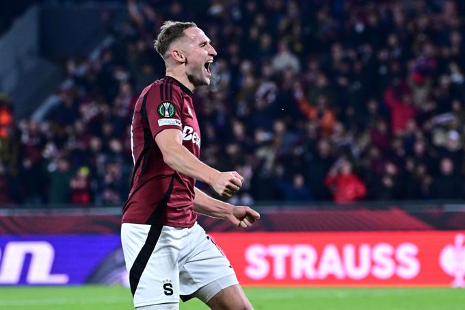 ONLINE: Sparta - Bohemians. Letenští v dohrávce s Martincem, na hrotu Kuchta ONLINE: Sparta - Bohemians. Letenští v dohrávce s Martincem, na hrotu Kuchta