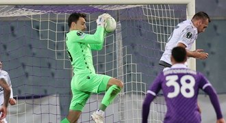 Batman i gumová zeď. Italové žasli nad Jedličkou, Fiorentina zlomila kletbu