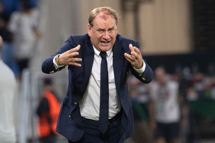 Vladimír Weiss starší se po zápase zlobil na sudí Vladimír Weiss starší se po zápase zlobil na sudí