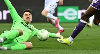 ONLINE: Fiorentina - Plzeň 0:0. Jedlička hrdinou, pomohla i tyč