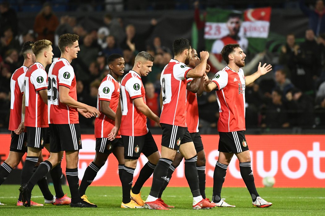 Feyenoord proti Slavii zvládl první půli lépe